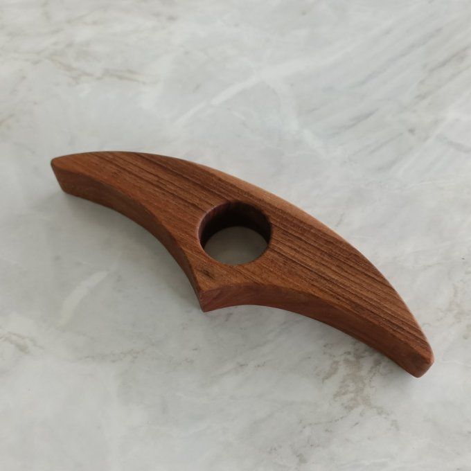 bague de lecture en bois foncé noyer