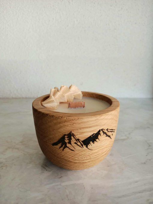 Bougie bois gravure montagne et parfum de grasse