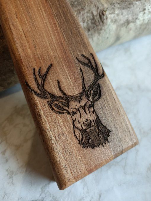 Décapsuleurs gravés