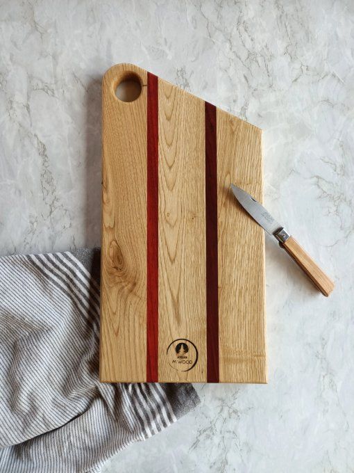 planche à découper ou présenter en bois massif fabrication artisanale