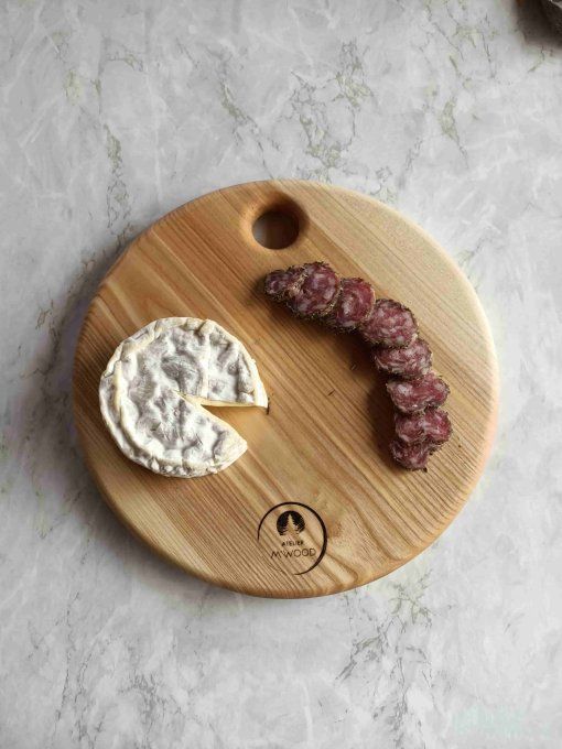 planche à fromage ou apéritif ronde en bois de frêne olivier