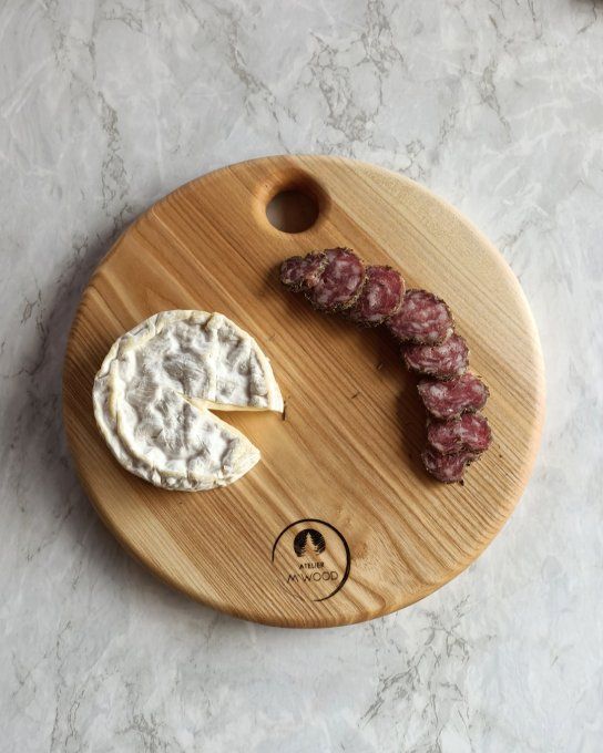 planche à fromage ou apéritif ronde en bois de frêne olivier