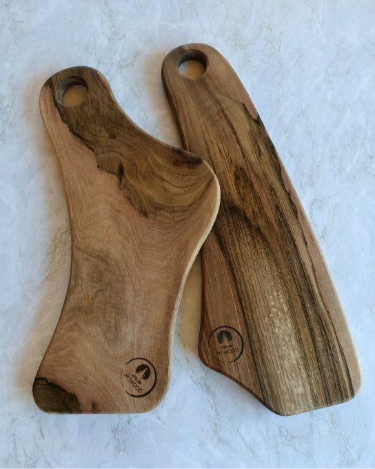 planches apéritif en noyer avec différentes formes